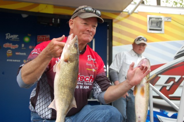 116A2860-F916-4E4C-B687-294469052D3B