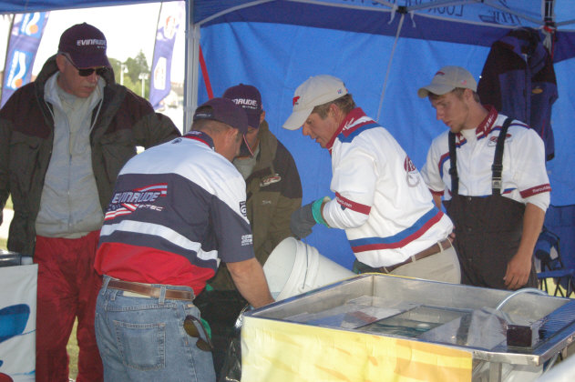 11748D79-57D2-439C-98FC-1ED4602AEAE7