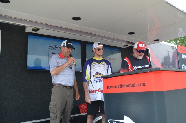 117D1642-F487-4B40-80CA-C61BDF3F0DAD