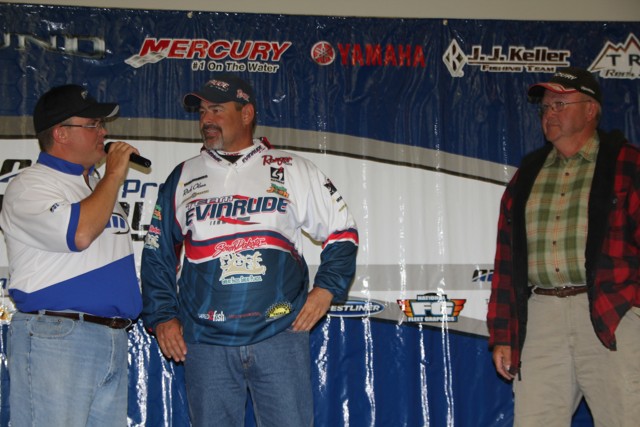 118AD1E8-E075-4D9A-B92F-F3F9427B7190