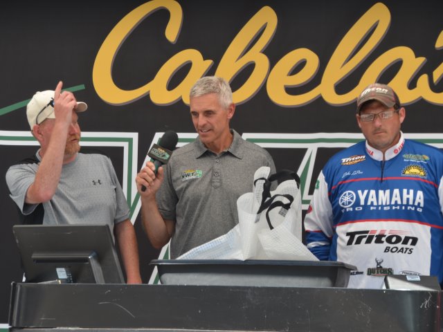 11943D07-76DA-4E1E-8468-C6B8AC8E0B41