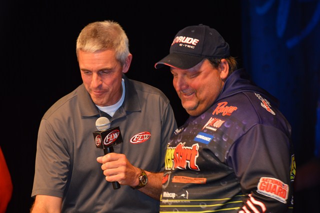 119FF79D-EF97-4664-AB2C-36890149FC44