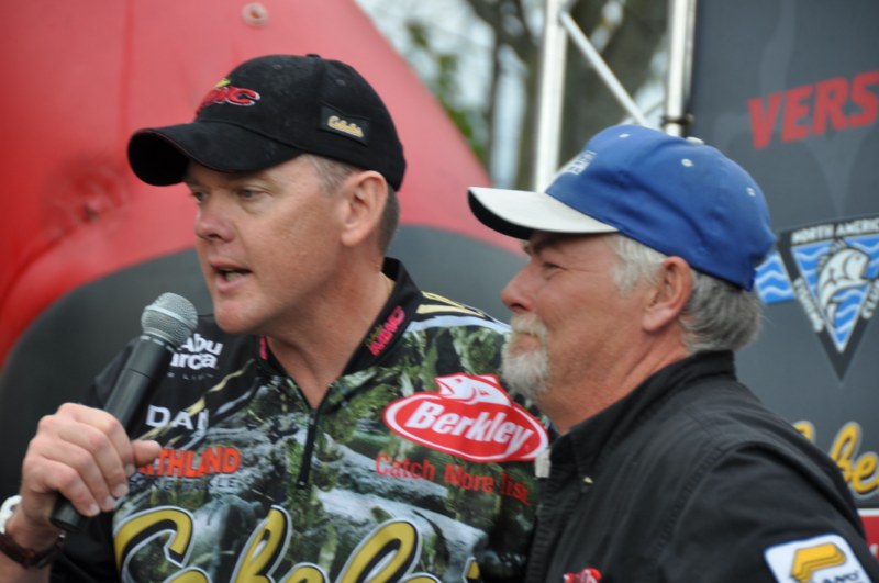 11CFFEA0-B078-4DE8-B517-D014A00299FD