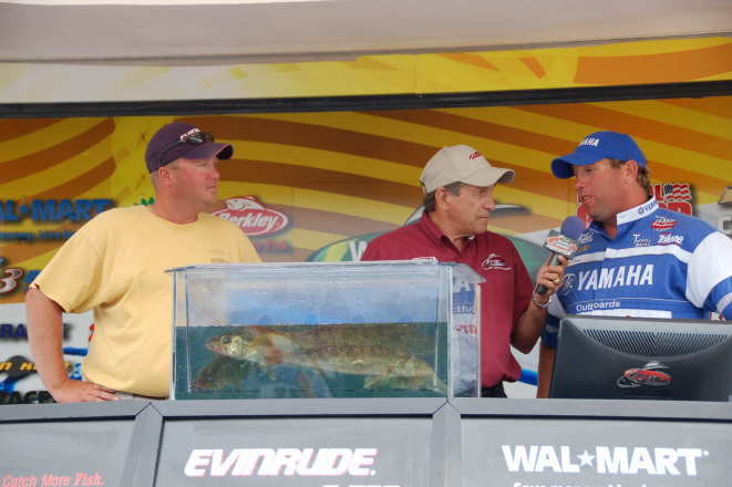 11DAE0D8-D3F0-4EFB-A32B-EE2382DC4646