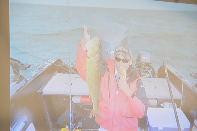 11E5AD47-2BD0-4418-B9D3-353A0EA89299