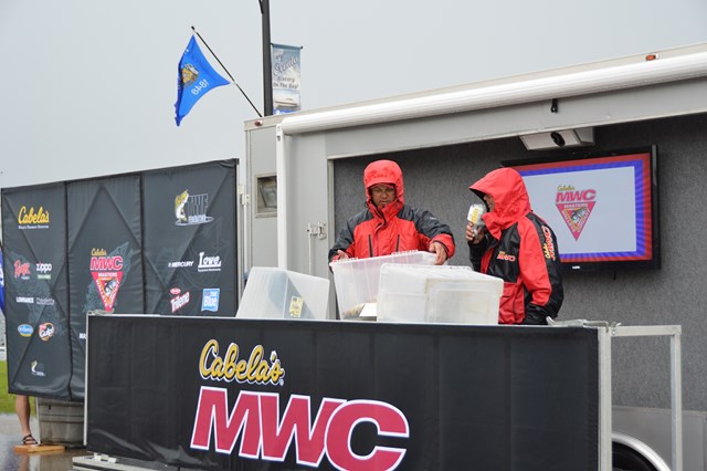 11EE13C5-AEB9-4853-9827-145F9CAFF953