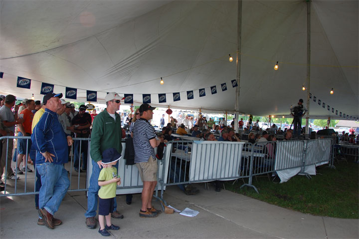 11FED878-E102-44E4-8920-8AB6FA61F0D5