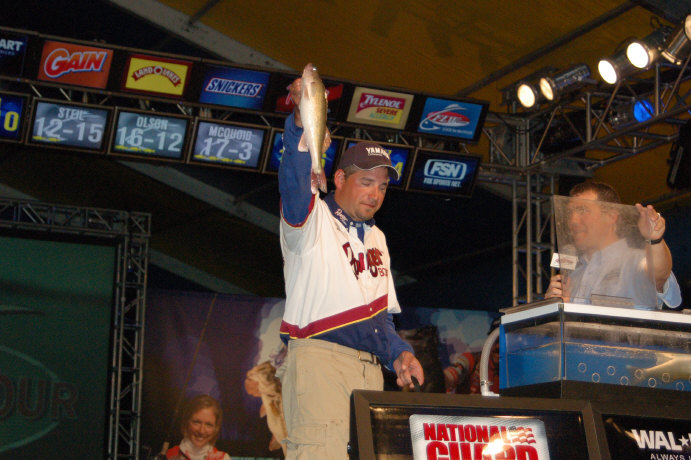 126FEE1F-1BE3-49AC-9A8B-BAE506AD766A