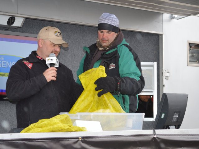 128C22AB-BFCD-429D-95C7-4FA1C326DD97