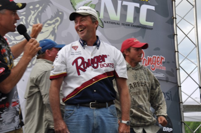 12954F85-CBCC-4D7F-8B19-2B66F159C486