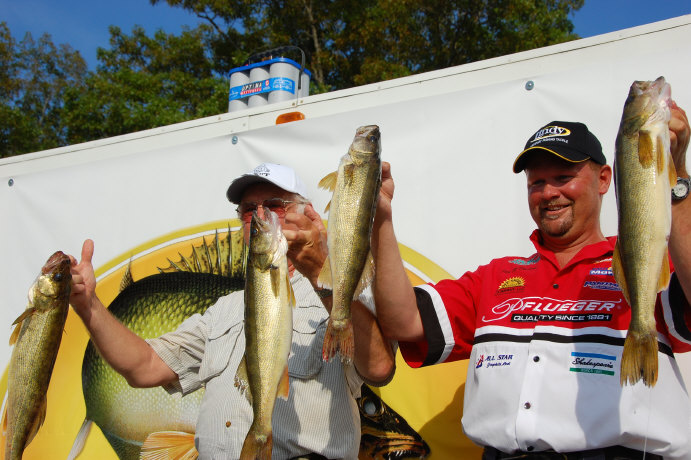 12ABD64E-2FED-4F66-985F-746EF04DD446