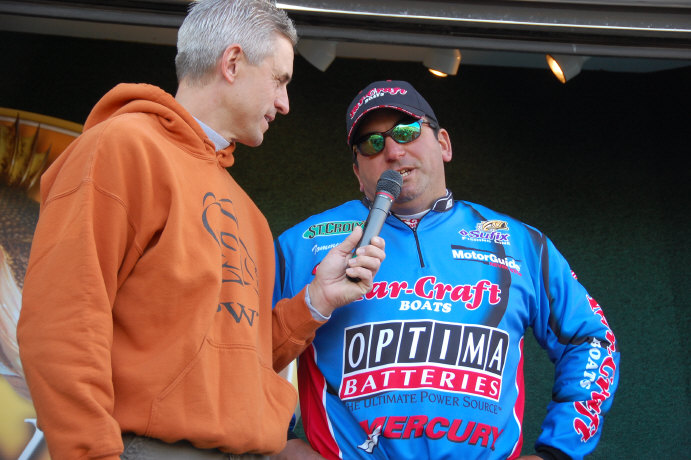 12B6199C-D08E-4F5E-890B-9198A6AA9614