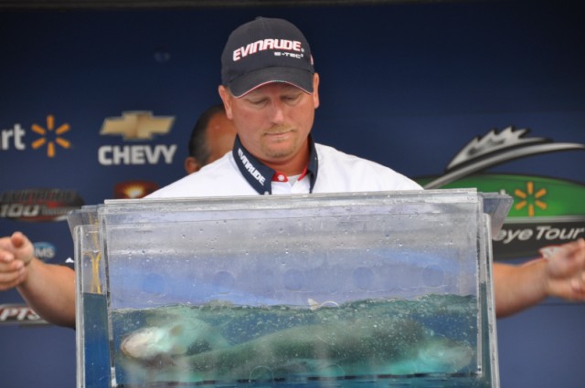 12D1DE69-AA36-4C3B-B659-C124CC0BAFB4