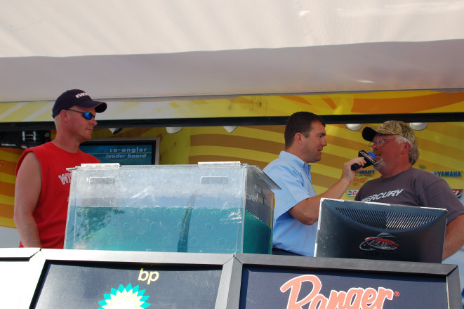 13329D3F-9536-4928-A968-0B8C179BE2A8