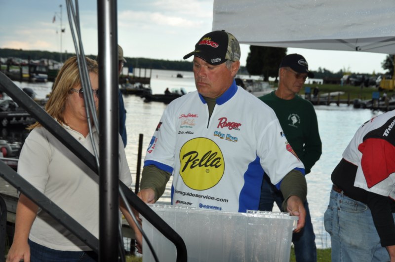 134E5EBE-6A2E-468C-AD07-B5EC7C09E476