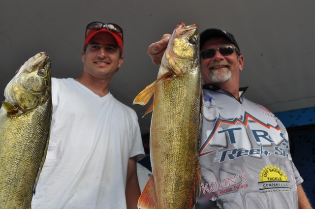 135C0B90-3DBF-4AC2-81C7-764C717D80CA