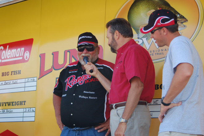 136D2AD4-F8A0-4213-8C46-72CC3DA21741