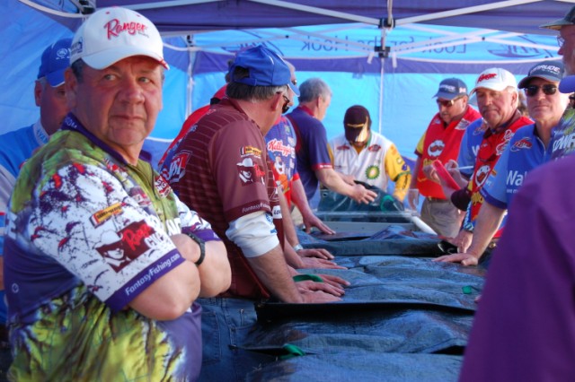 136EE7B7-1789-4F12-99FF-7EEEFF42A02C