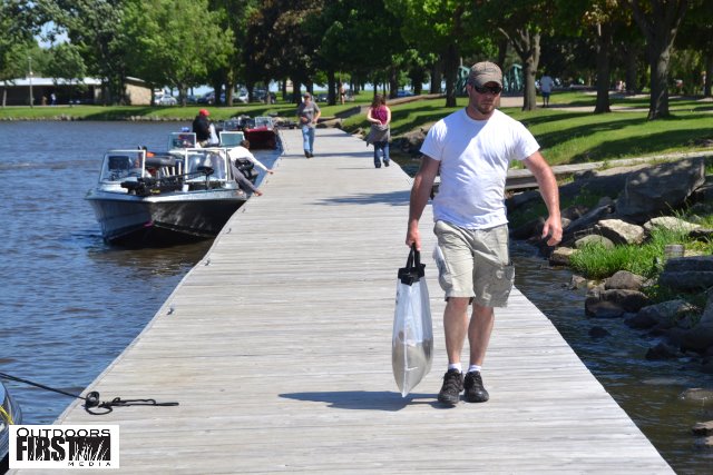 13E89303-0E56-47D3-9F96-3DDD23579619