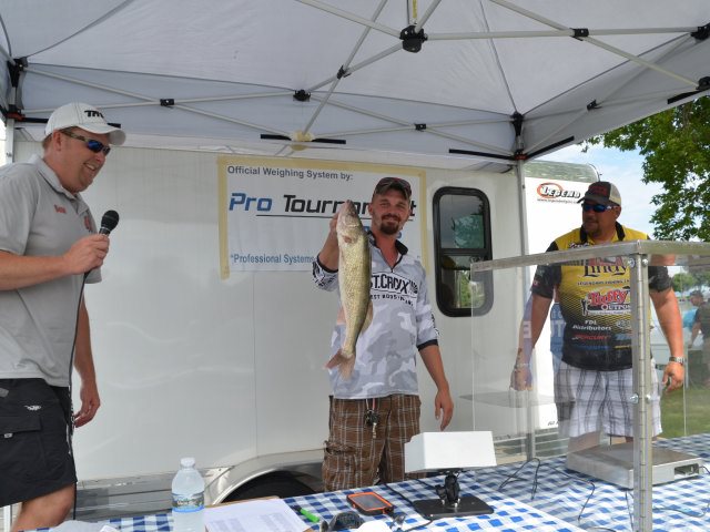 13F60988-38B6-4CF1-8EB7-881D3C7DB035