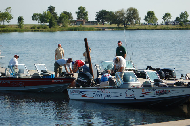 13F64478-8FC2-485C-BFDE-DFF484017EE3