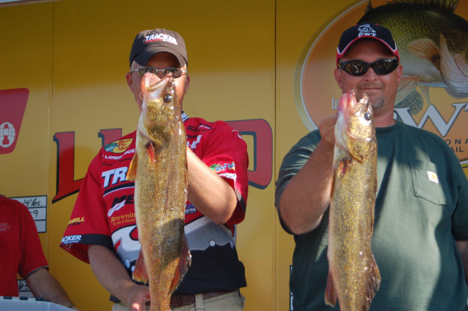 13FBB448-3FAC-41D6-B355-487F6F9D1DD8