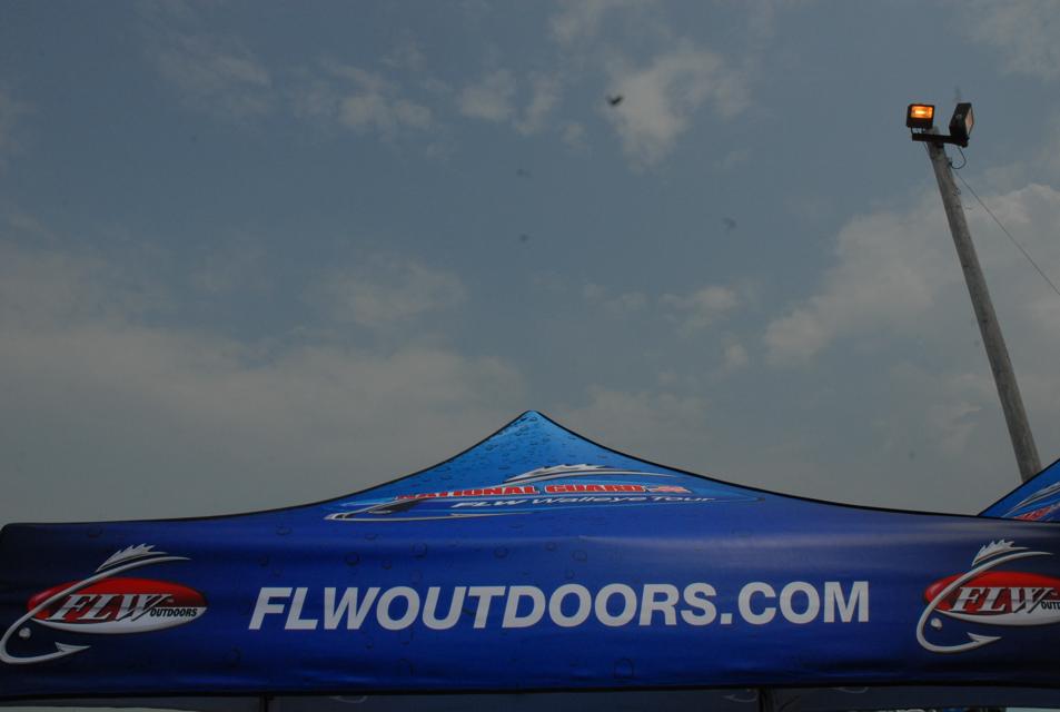 14044D7F-4780-4D25-913E-B650A563ED92