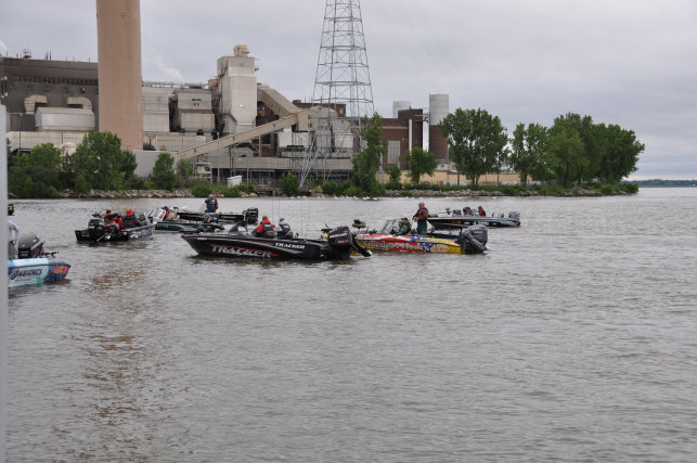 14321F82-38B2-4CE7-A045-AAD01F40EDC1