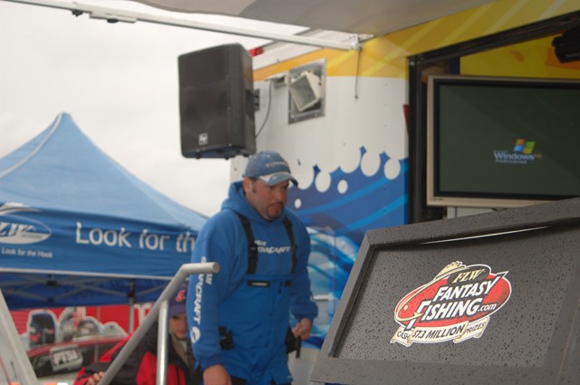 1433BD22-35E9-49D7-A83B-6239A4977C71