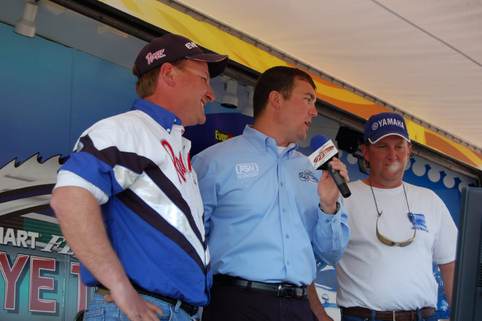 147C6512-050E-4914-AD2E-A974527FD1A0