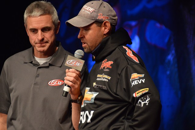 14975CBF-BD79-436A-BD6C-8D563D8DD1DE