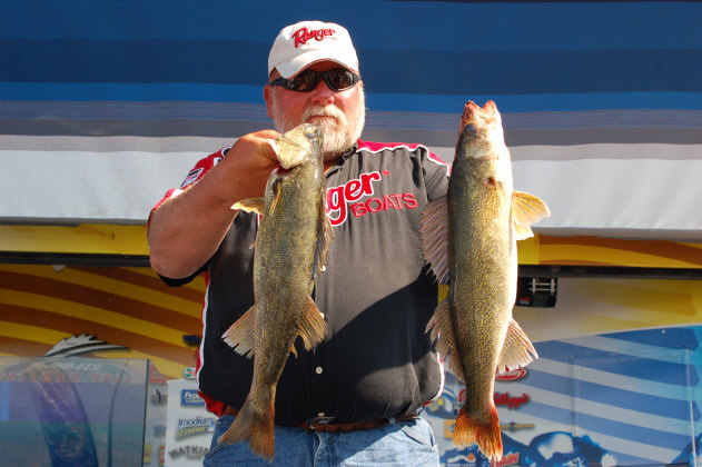 14E37B4B-2922-4357-BC15-CF4653683185