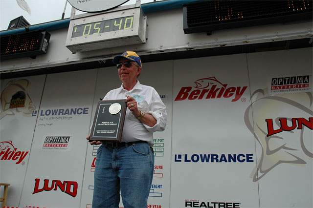 1506BCF9-758F-482B-90D0-64EFAB03AC00