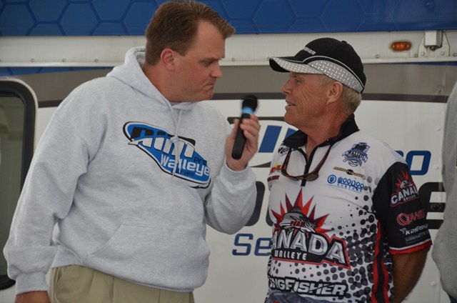 150D26D8-A2A3-4269-BAC1-E0FC31CC763B