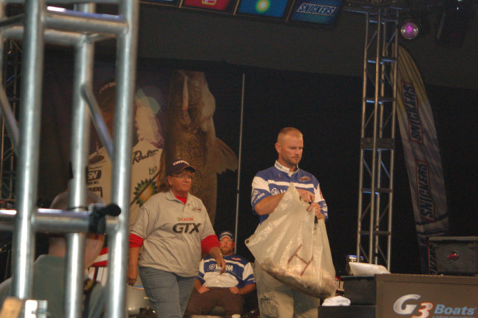 154BED3D-4414-4AB9-99B3-79462AF1F5B9