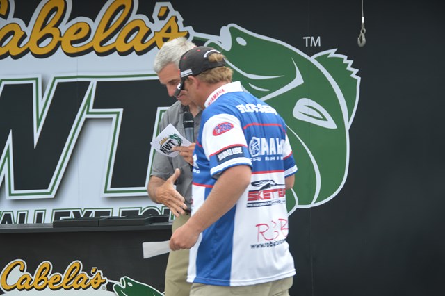 156594BD-C290-4EF6-A4ED-0C8C9460D562