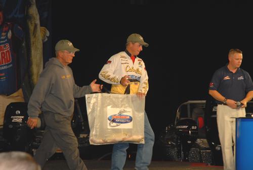 157FC3F4-F606-4401-B599-E90DEB900458