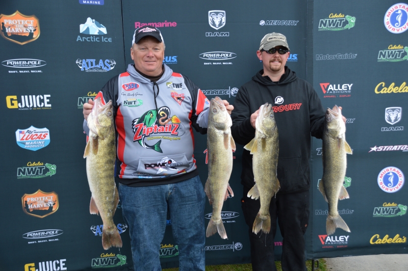 158320E5-45EB-4498-B5F1-334ADB1B0B50