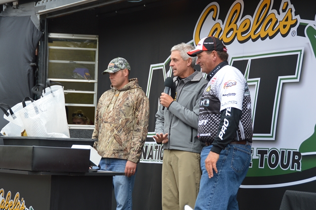 1591F316-53B5-42F1-88FB-09E13B3BF594