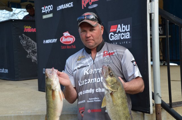 15AF38C1-B795-450C-8122-23EDFA8A5E92