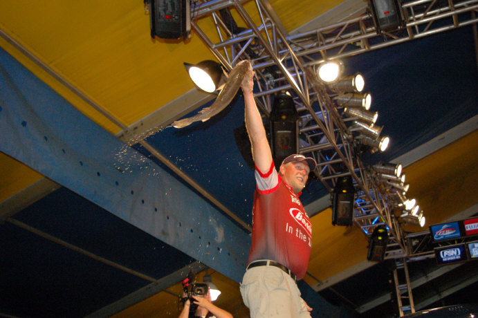 15CC60C4-E3AA-45DD-A455-4290E973916A