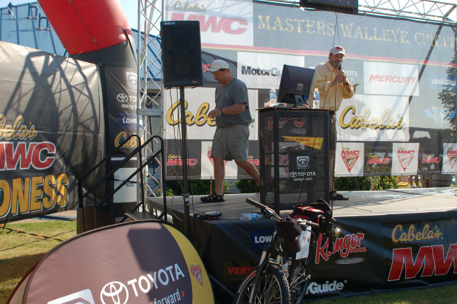 15CFDB82-85BD-4006-9827-ECC371A94672