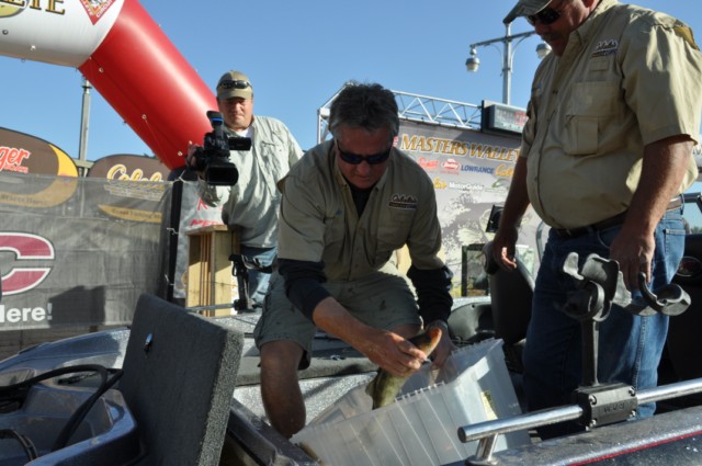 15EC32E3-4CF0-4A54-92E4-89D53EC91687