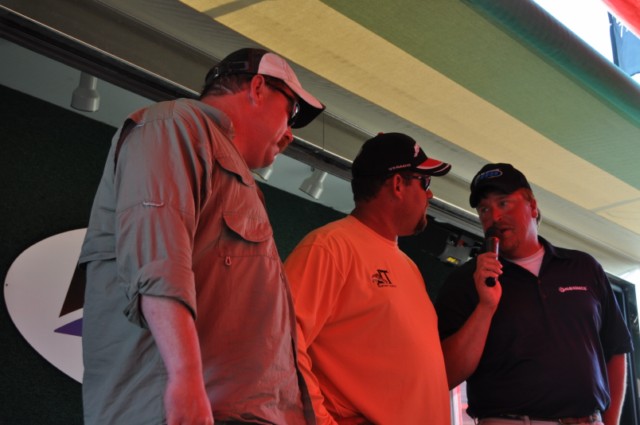 15FE72F0-5D78-4C56-AC38-8F59B82C3618