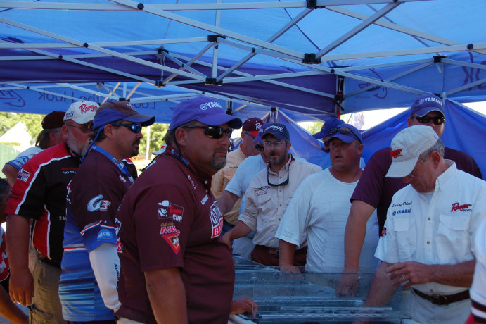 15FF9461-1E95-4766-84E9-0E2482E166B2