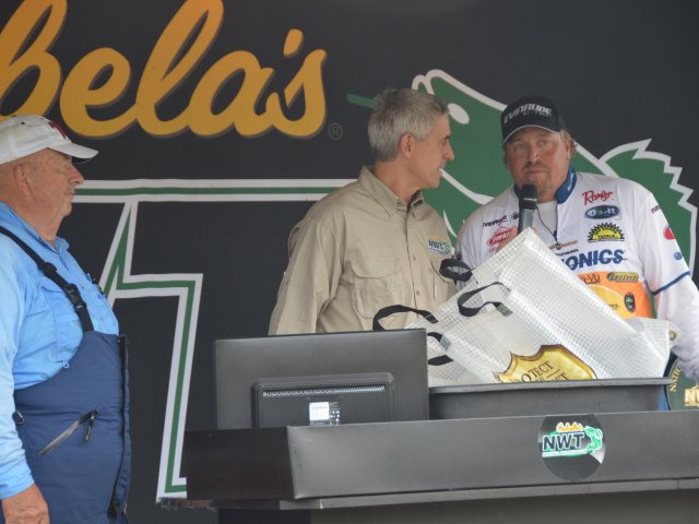 1620C4AF-ADCB-4A43-B005-5CAD228C50D4