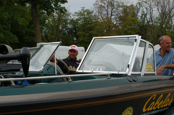 165EC3F2-B2F4-4048-8011-561AFFD70423