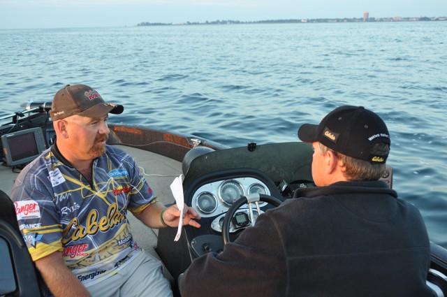 168F3C09-AAA3-4E6F-98F6-9E98F581A722