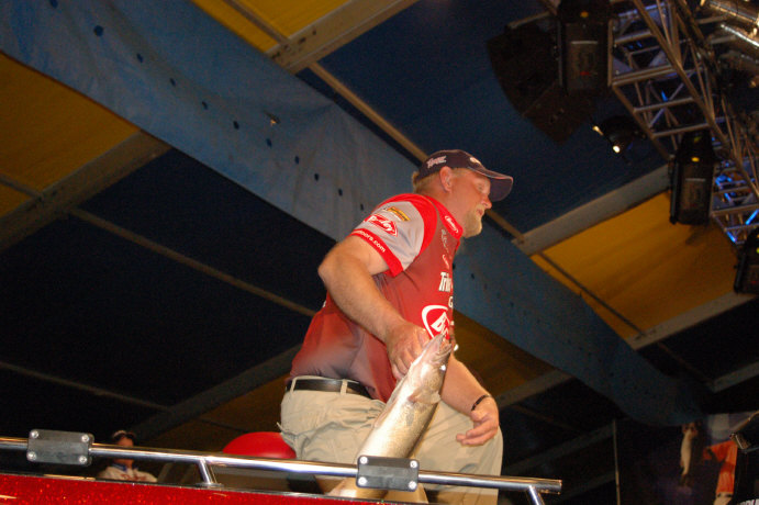 16ACBE5E-AEDD-4687-A0DE-EF346550F455