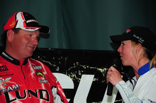 16C93A62-772B-499E-BF9C-DFE19819A273